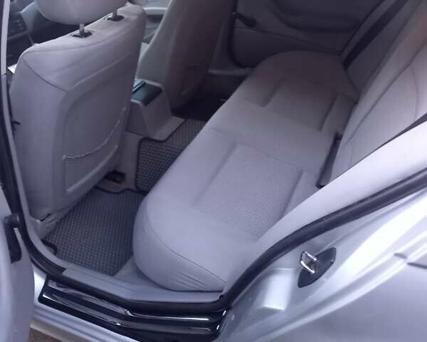 Серый БМВ 3 Серия, объемом двигателя 2.2 л и пробегом 273 тыс. км за 4700 $, фото 4 на Automoto.ua