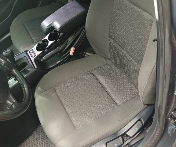 Серый БМВ 3 Серия, объемом двигателя 2 л и пробегом 287 тыс. км за 5200 $, фото 22 на Automoto.ua