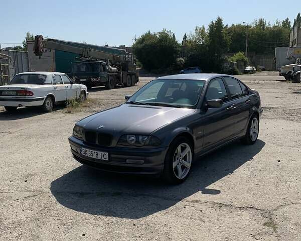 Сірий БМВ 3 Серія, об'ємом двигуна 2 л та пробігом 492 тис. км за 3800 $, фото 5 на Automoto.ua