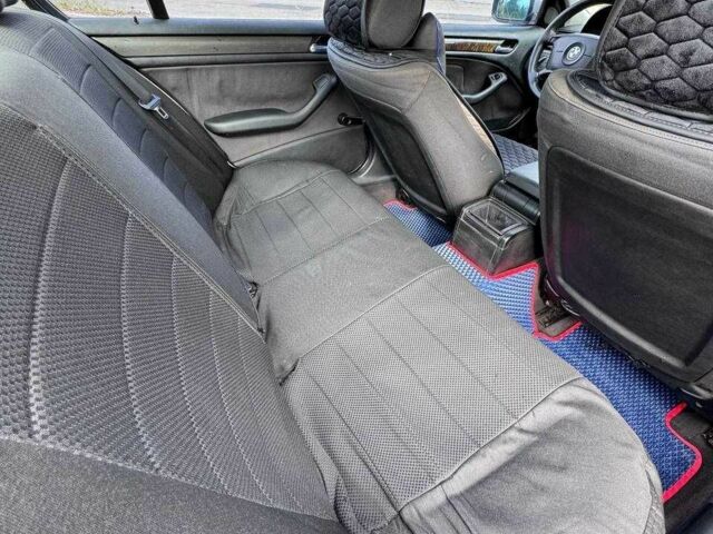 Сірий БМВ 3 Серія, об'ємом двигуна 1.8 л та пробігом 320 тис. км за 4350 $, фото 8 на Automoto.ua