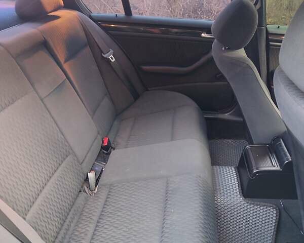 Серый БМВ 3 Серия, объемом двигателя 1.95 л и пробегом 373 тыс. км за 4200 $, фото 9 на Automoto.ua