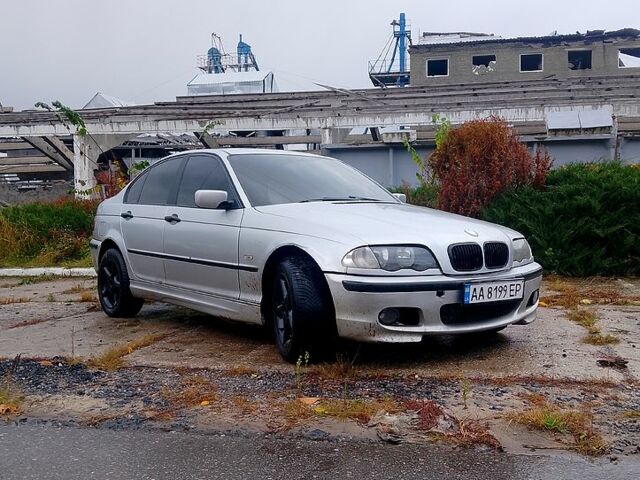 Серый БМВ 3 Серия, объемом двигателя 2 л и пробегом 0 тыс. км за 3600 $, фото 1 на Automoto.ua