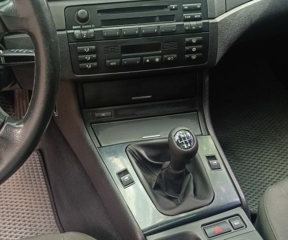 Серый БМВ 3 Серия, объемом двигателя 2 л и пробегом 287 тыс. км за 5200 $, фото 21 на Automoto.ua