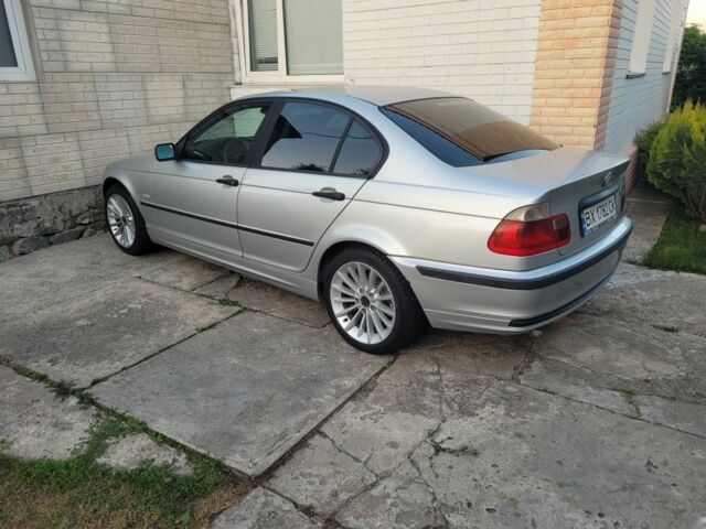 Серый БМВ 3 Серия, объемом двигателя 2 л и пробегом 300 тыс. км за 3700 $, фото 1 на Automoto.ua