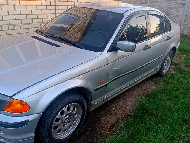 Серый БМВ 3 Серия, объемом двигателя 1.9 л и пробегом 228 тыс. км за 3000 $, фото 5 на Automoto.ua