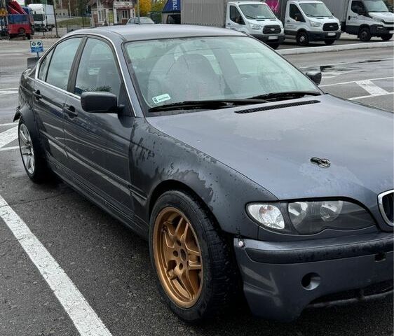 Сірий БМВ 3 Серія, об'ємом двигуна 2 л та пробігом 259 тис. км за 10000 $, фото 1 на Automoto.ua