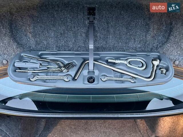 Сірий БМВ 3 Серія, об'ємом двигуна 2 л та пробігом 77 тис. км за 10000 $, фото 29 на Automoto.ua