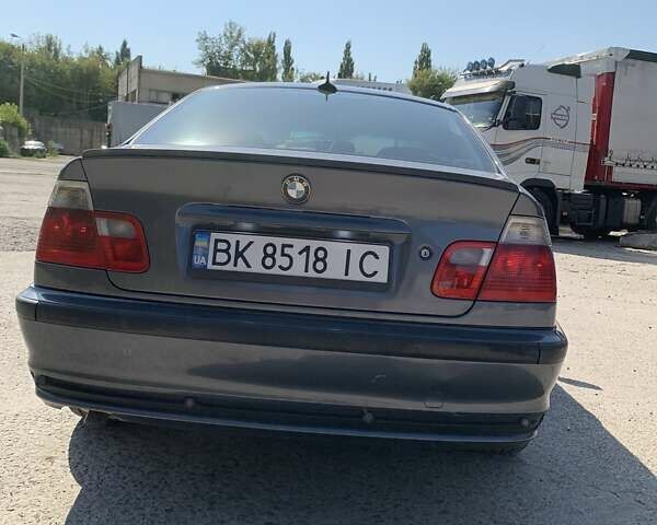 Сірий БМВ 3 Серія, об'ємом двигуна 2 л та пробігом 492 тис. км за 3800 $, фото 17 на Automoto.ua