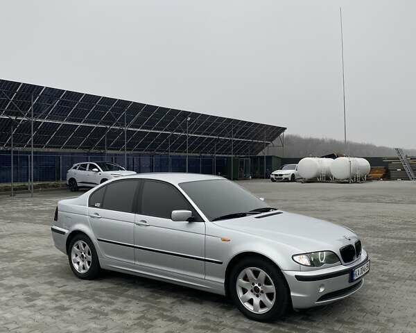 Серый БМВ 3 Серия, объемом двигателя 2 л и пробегом 300 тыс. км за 5500 $, фото 2 на Automoto.ua