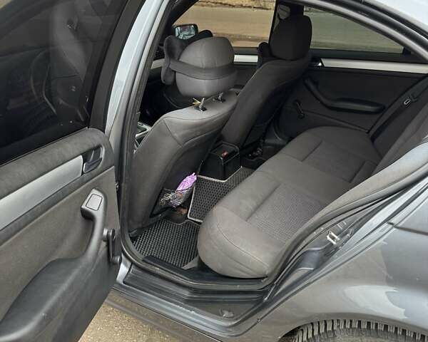 Сірий БМВ 3 Серія, об'ємом двигуна 2 л та пробігом 326 тис. км за 4400 $, фото 12 на Automoto.ua