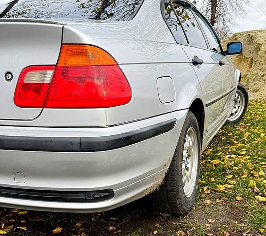 Серый БМВ 3 Серия, объемом двигателя 1.9 л и пробегом 220 тыс. км за 5000 $, фото 5 на Automoto.ua