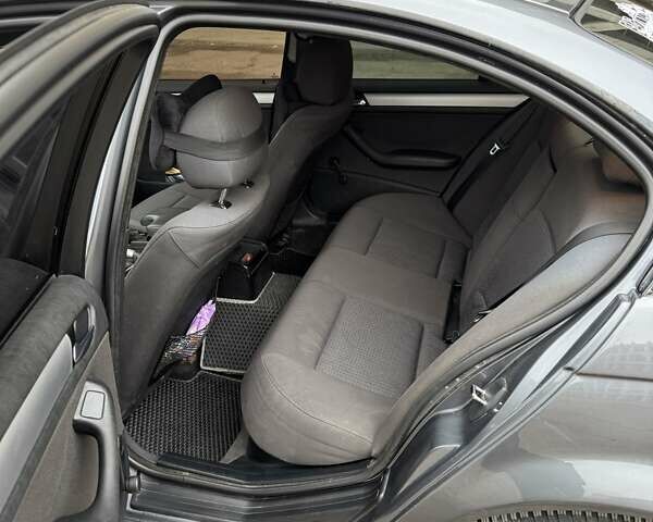 Сірий БМВ 3 Серія, об'ємом двигуна 2 л та пробігом 326 тис. км за 4400 $, фото 15 на Automoto.ua
