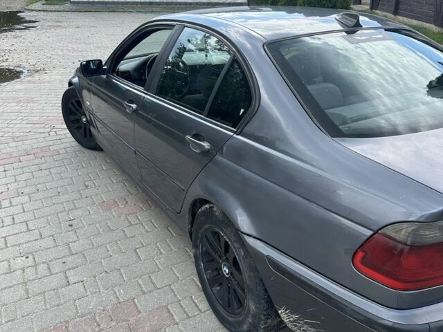 Серый БМВ 3 Серия, объемом двигателя 2 л и пробегом 266 тыс. км за 3000 $, фото 2 на Automoto.ua