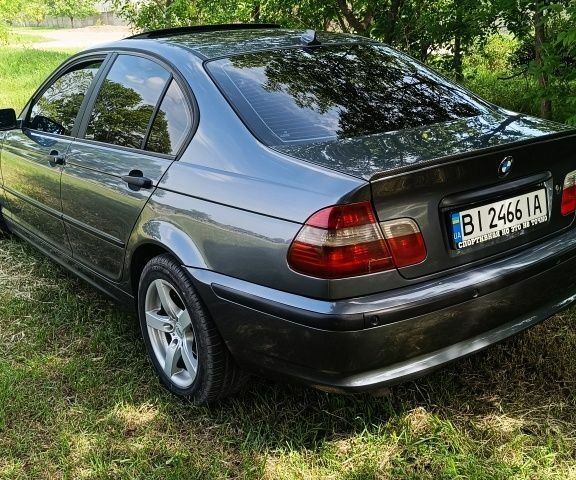Серый БМВ 3 Серия, объемом двигателя 2 л и пробегом 287 тыс. км за 5200 $, фото 4 на Automoto.ua