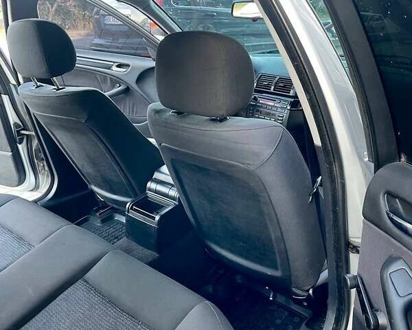 Серый БМВ 3 Серия, объемом двигателя 2 л и пробегом 350 тыс. км за 4999 $, фото 16 на Automoto.ua