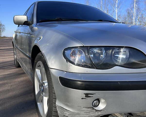 Серый БМВ 3 Серия, объемом двигателя 2 л и пробегом 352 тыс. км за 5500 $, фото 2 на Automoto.ua