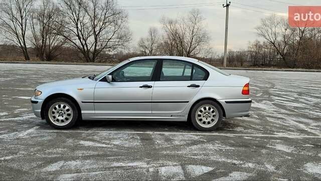 Серый БМВ 3 Серия, объемом двигателя 2 л и пробегом 330 тыс. км за 6000 $, фото 2 на Automoto.ua