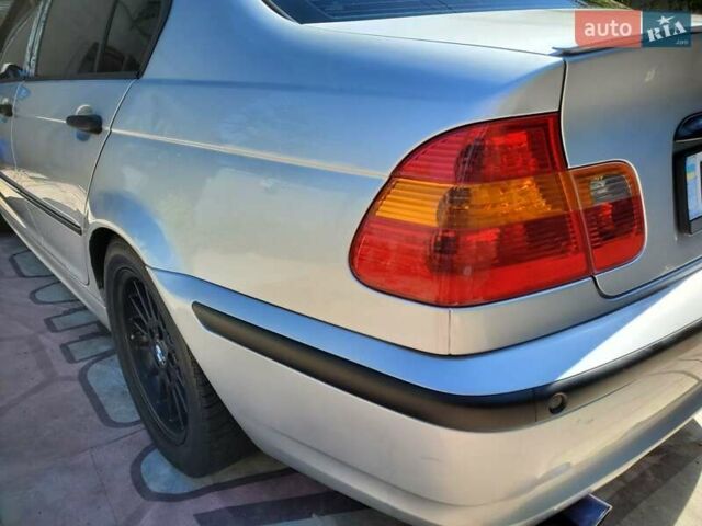 Серый БМВ 3 Серия, объемом двигателя 2 л и пробегом 220 тыс. км за 6500 $, фото 10 на Automoto.ua