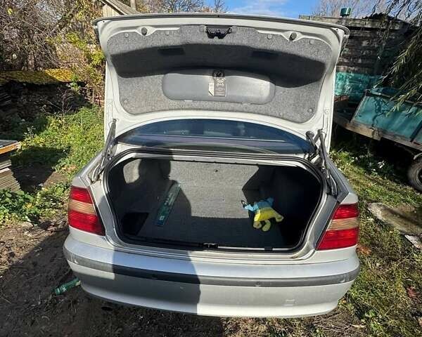 Сірий БМВ 3 Серія, об'ємом двигуна 2 л та пробігом 340 тис. км за 4800 $, фото 6 на Automoto.ua