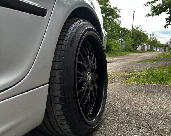 Серый БМВ 3 Серия, объемом двигателя 3 л и пробегом 367 тыс. км за 9500 $, фото 5 на Automoto.ua