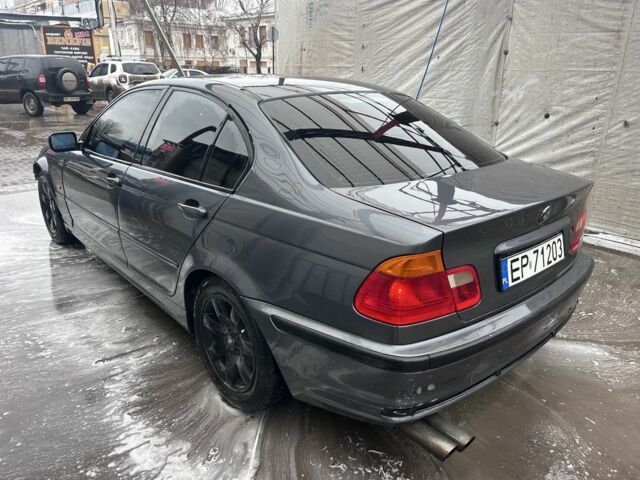 Сірий БМВ 3 Серія, об'ємом двигуна 2 л та пробігом 300 тис. км за 1778 $, фото 4 на Automoto.ua