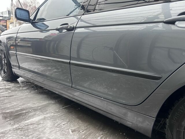 Сірий БМВ 3 Серія, об'ємом двигуна 2 л та пробігом 300 тис. км за 1778 $, фото 5 на Automoto.ua