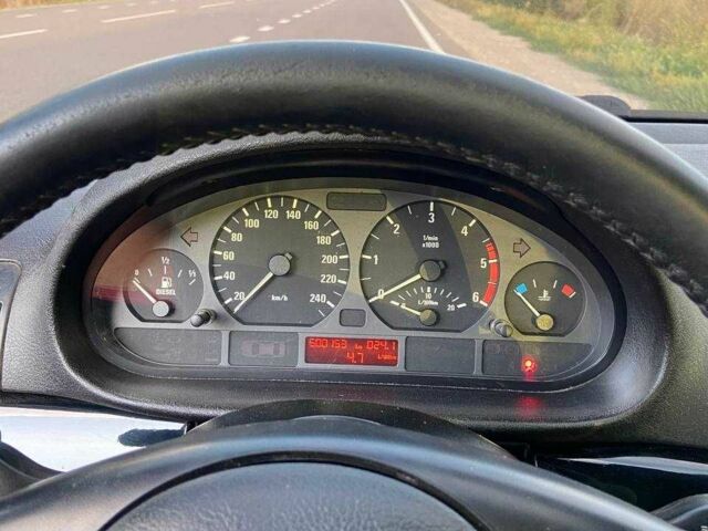 Серый БМВ 3 Серия, объемом двигателя 2 л и пробегом 500 тыс. км за 6000 $, фото 6 на Automoto.ua