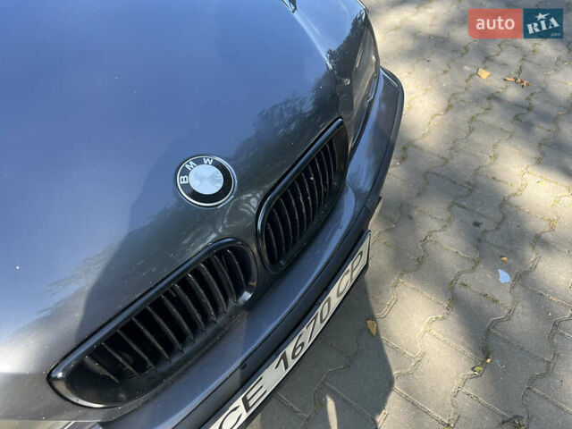 Серый БМВ 3 Серия, объемом двигателя 2 л и пробегом 267 тыс. км за 4000 $, фото 11 на Automoto.ua