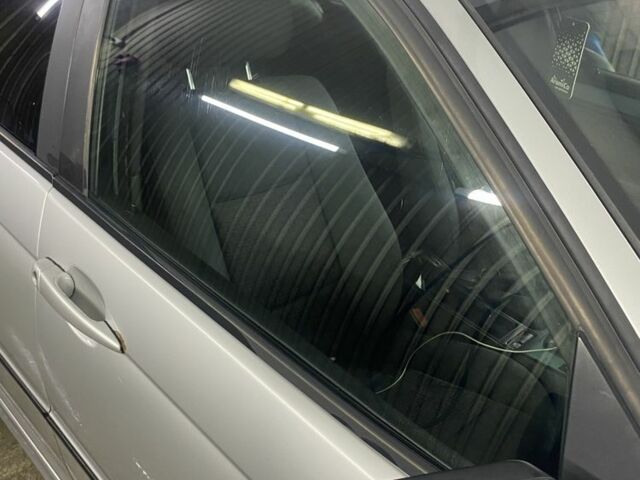 Серый БМВ 3 Серия, объемом двигателя 2 л и пробегом 360 тыс. км за 5000 $, фото 6 на Automoto.ua