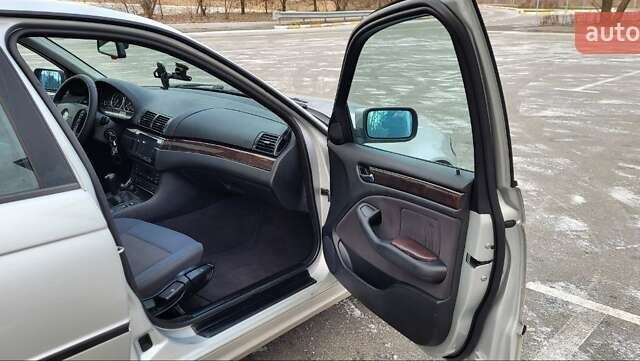 Серый БМВ 3 Серия, объемом двигателя 2 л и пробегом 330 тыс. км за 6000 $, фото 12 на Automoto.ua