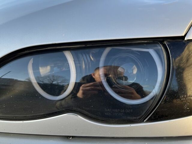 Серый БМВ 3 Серия, объемом двигателя 2 л и пробегом 300 тыс. км за 3600 $, фото 4 на Automoto.ua