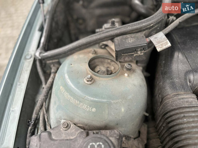 Серый БМВ 3 Серия, объемом двигателя 1.95 л и пробегом 337 тыс. км за 4799 $, фото 41 на Automoto.ua