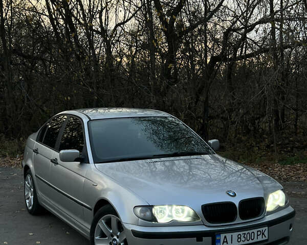 Серый БМВ 3 Серия, объемом двигателя 2 л и пробегом 240 тыс. км за 5000 $, фото 1 на Automoto.ua
