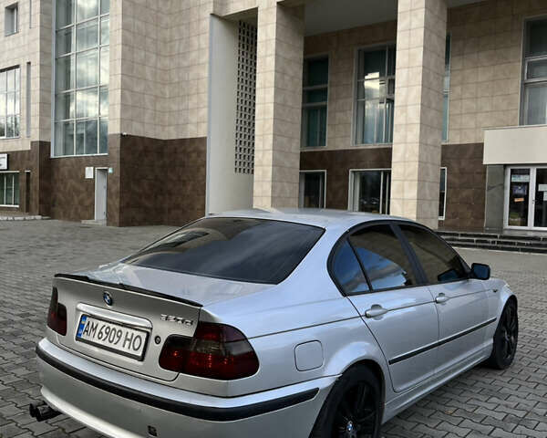 Серый БМВ 3 Серия, объемом двигателя 2 л и пробегом 311 тыс. км за 5499 $, фото 6 на Automoto.ua