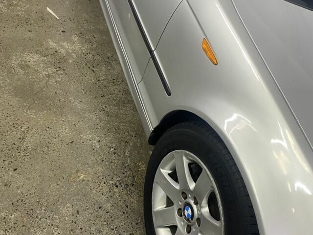 Серый БМВ 3 Серия, объемом двигателя 2 л и пробегом 360 тыс. км за 5000 $, фото 5 на Automoto.ua