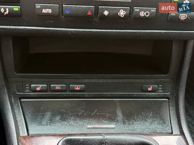 Сірий БМВ 3 Серія, об'ємом двигуна 1.8 л та пробігом 294 тис. км за 4500 $, фото 35 на Automoto.ua