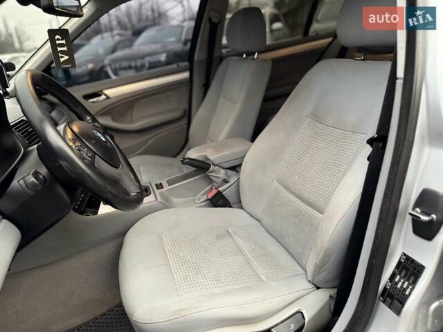 Сірий БМВ 3 Серія, об'ємом двигуна 2 л та пробігом 431 тис. км за 4999 $, фото 28 на Automoto.ua