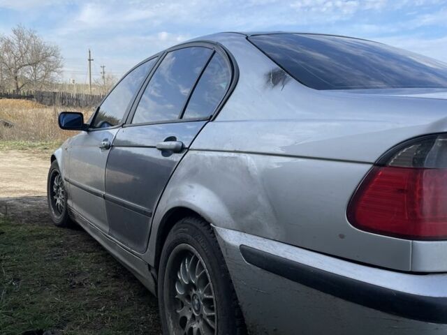 Серый БМВ 3 Серия, объемом двигателя 1.8 л и пробегом 400 тыс. км за 3000 $, фото 3 на Automoto.ua