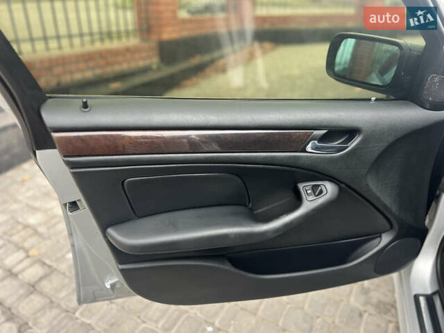 Серый БМВ 3 Серия, объемом двигателя 2.93 л и пробегом 350 тыс. км за 7300 $, фото 12 на Automoto.ua