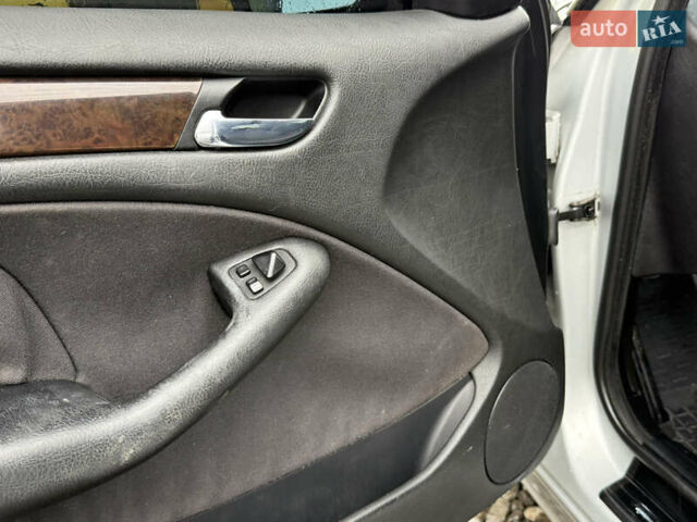 Сірий БМВ 3 Серія, об'ємом двигуна 1.8 л та пробігом 294 тис. км за 4500 $, фото 29 на Automoto.ua