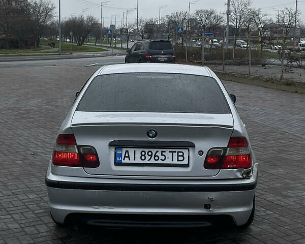 Серый БМВ 3 Серия, объемом двигателя 2 л и пробегом 400 тыс. км за 3399 $, фото 5 на Automoto.ua