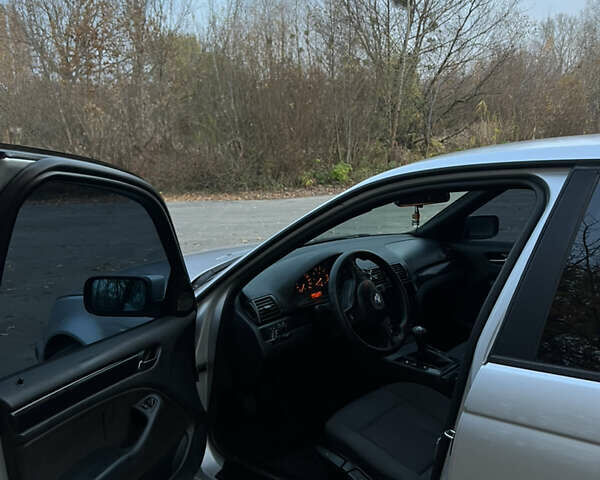 Серый БМВ 3 Серия, объемом двигателя 2 л и пробегом 240 тыс. км за 5000 $, фото 7 на Automoto.ua