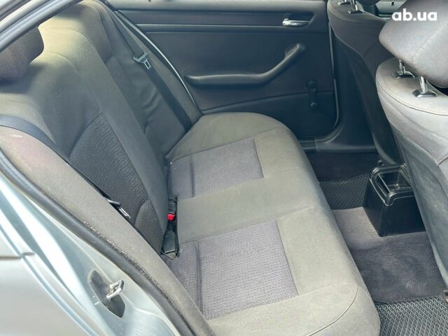 Сірий БМВ 3 Серія, об'ємом двигуна 2 л та пробігом 300 тис. км за 5990 $, фото 12 на Automoto.ua