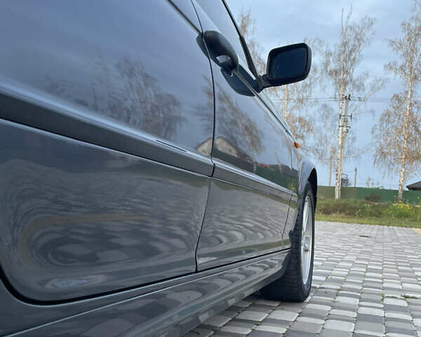 Сірий БМВ 3 Серія, об'ємом двигуна 1.8 л та пробігом 296 тис. км за 4299 $, фото 4 на Automoto.ua