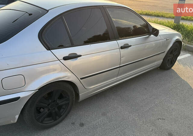 Серый БМВ 3 Серия, объемом двигателя 2 л и пробегом 260 тыс. км за 4500 $, фото 4 на Automoto.ua