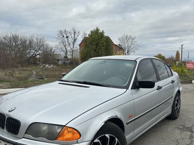 Сірий БМВ 3 Серія, об'ємом двигуна 1.8 л та пробігом 300 тис. км за 1850 $, фото 3 на Automoto.ua