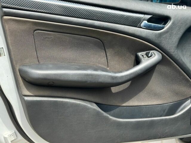 Сірий БМВ 3 Серія, об'ємом двигуна 2 л та пробігом 300 тис. км за 5990 $, фото 7 на Automoto.ua