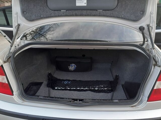 Сірий БМВ 3 Серія, об'ємом двигуна 1.8 л та пробігом 260 тис. км за 5600 $, фото 15 на Automoto.ua