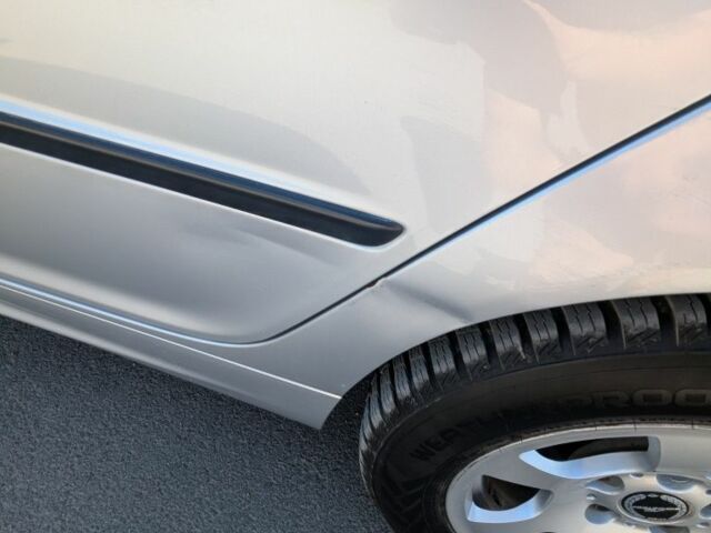 Серый БМВ 3 Серия, объемом двигателя 2 л и пробегом 192 тыс. км за 4800 $, фото 5 на Automoto.ua