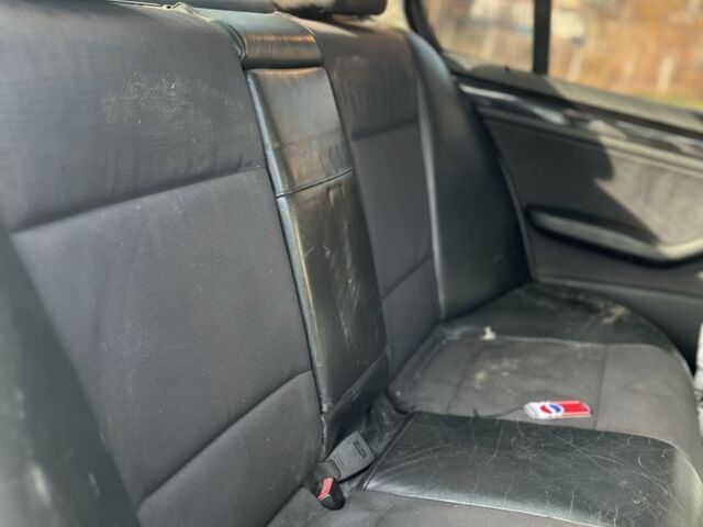 Сірий БМВ 3 Серія, об'ємом двигуна 2 л та пробігом 200 тис. км за 2200 $, фото 10 на Automoto.ua